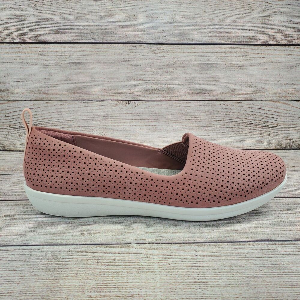 Cloudsteppers Clarks Ayla Blair Perforated  Slip On Women's Size 9.5 M